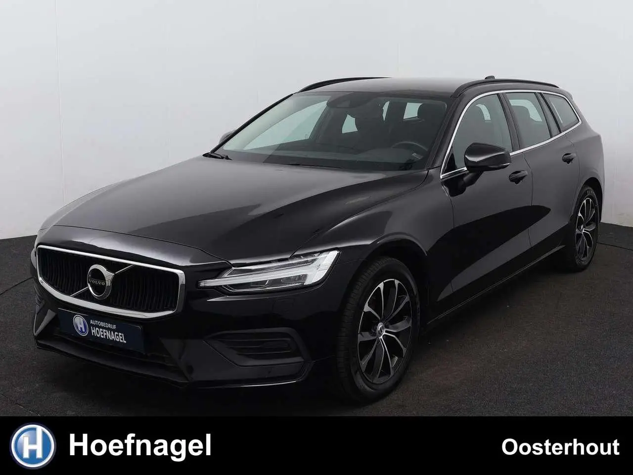 Photo 1 : Volvo V60 2021 Essence