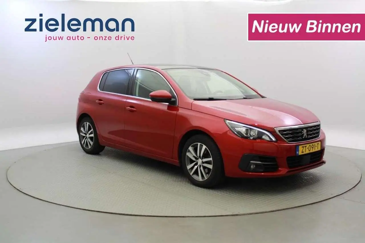 Photo 1 : Peugeot 308 2019 Petrol