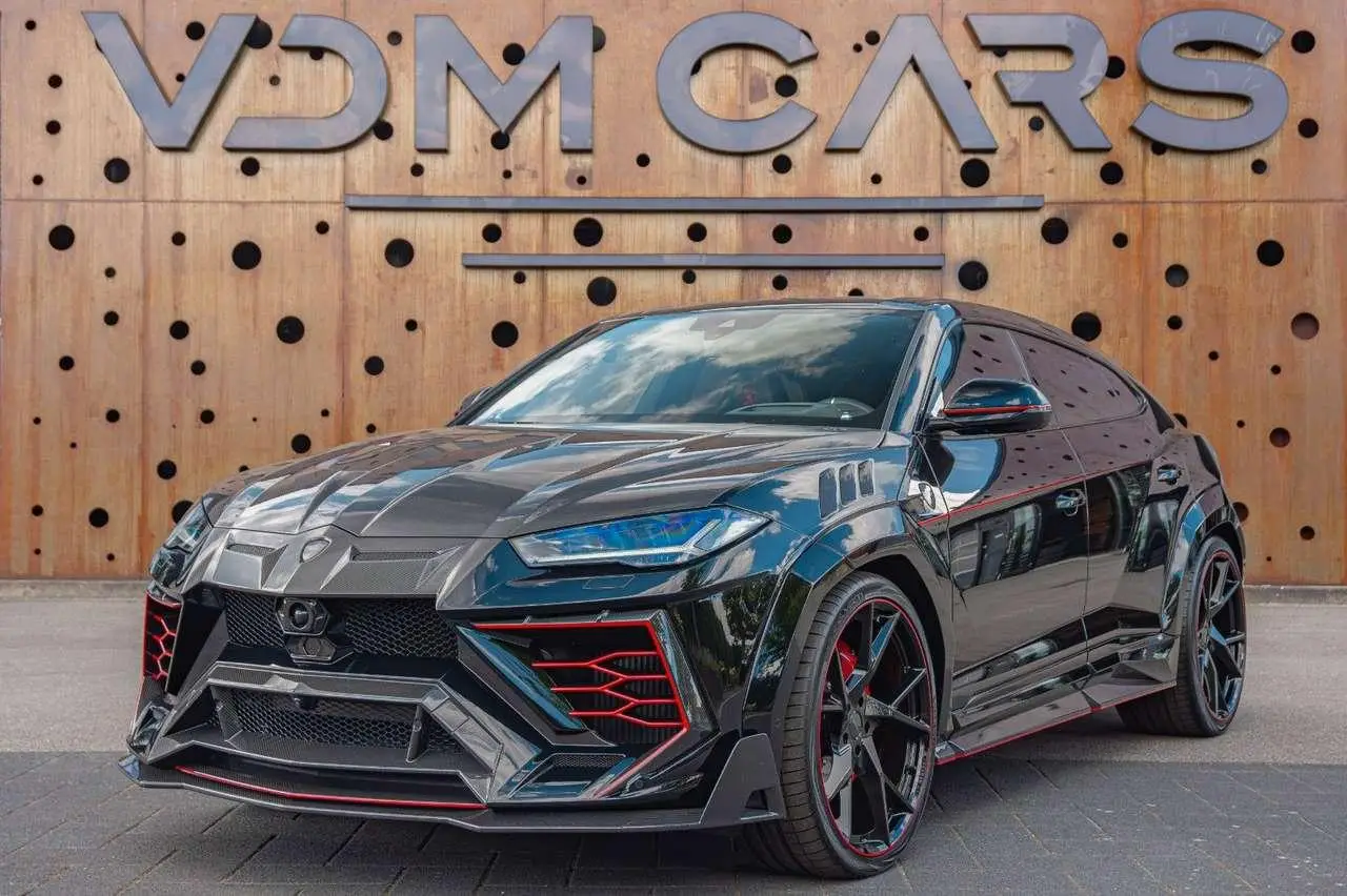 Photo 1 : Lamborghini Urus 2021 Essence