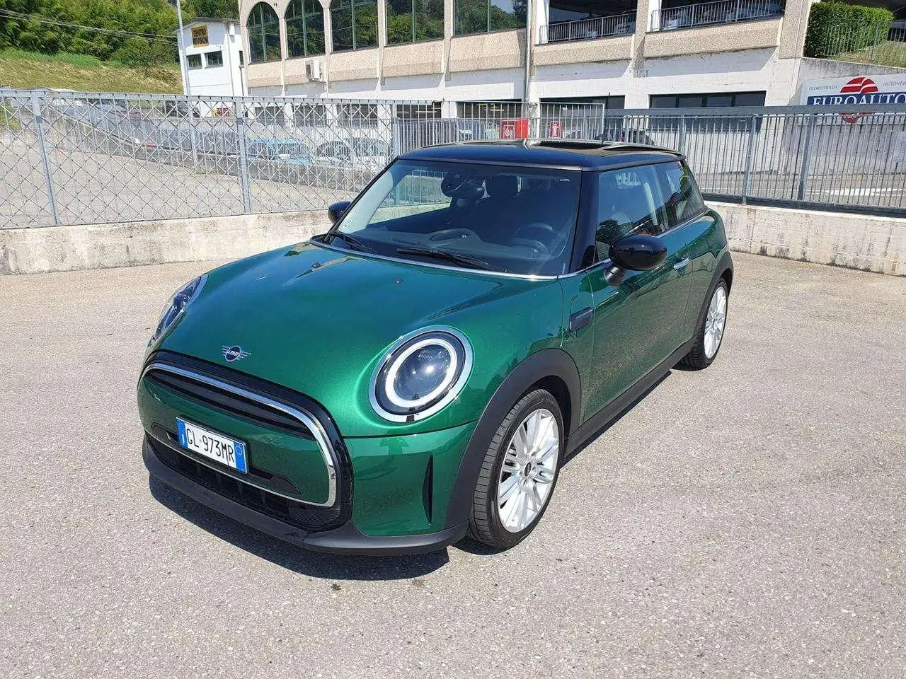 Photo 1 : Mini Cooper 2022 Essence