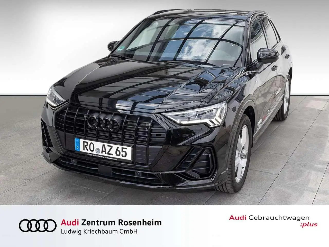 Photo 1 : Audi Q3 2023 Petrol