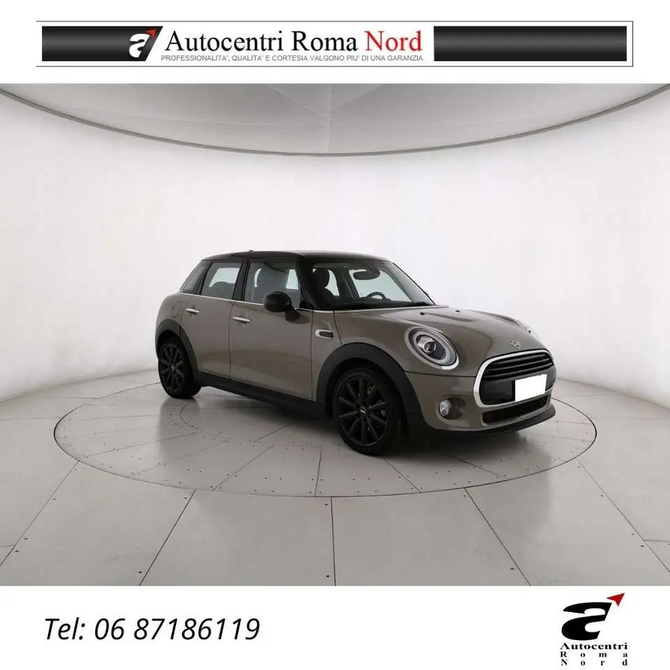 Photo 1 : Mini Cooper 2018 Diesel