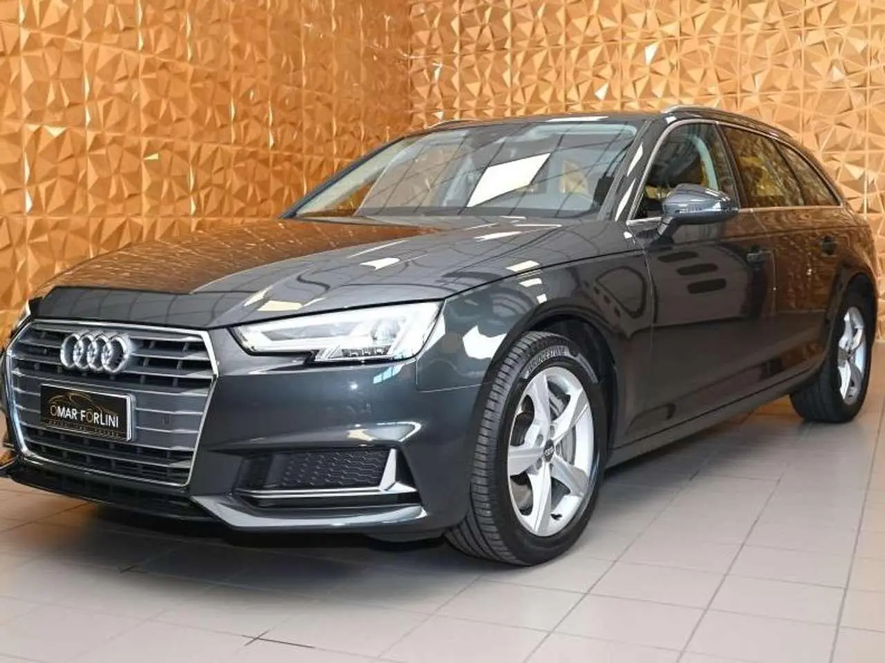 Photo 1 : Audi A4 2019 Diesel