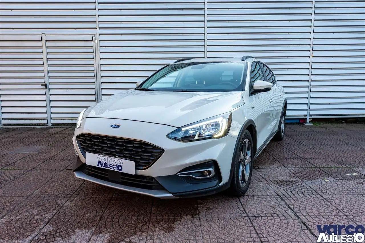 Photo 1 : Ford Focus 2021 Hybrid