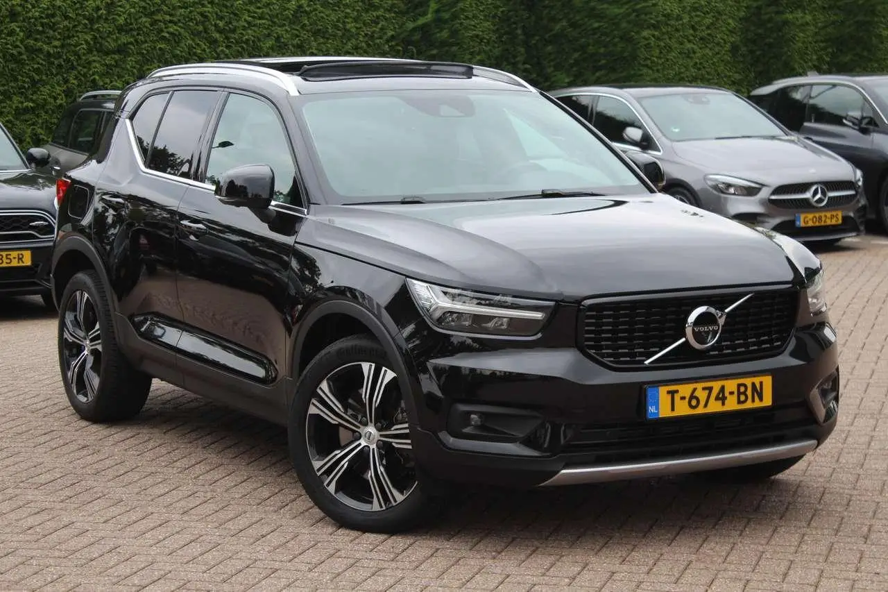 Photo 1 : Volvo Xc40 2020 Hybrid