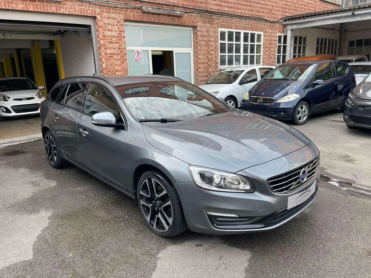 Photo 1 : Volvo V60 2018 Diesel