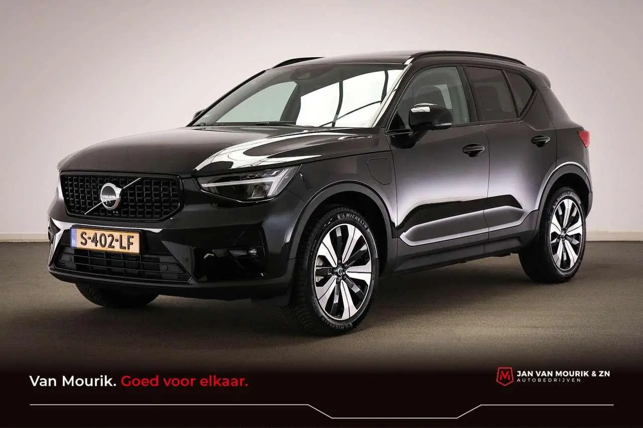 Photo 1 : Volvo Xc40 2023 Hybride