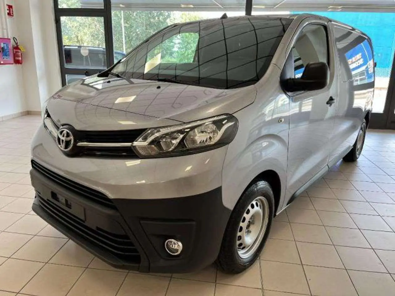 Photo 1 : Toyota Proace 2024 Diesel