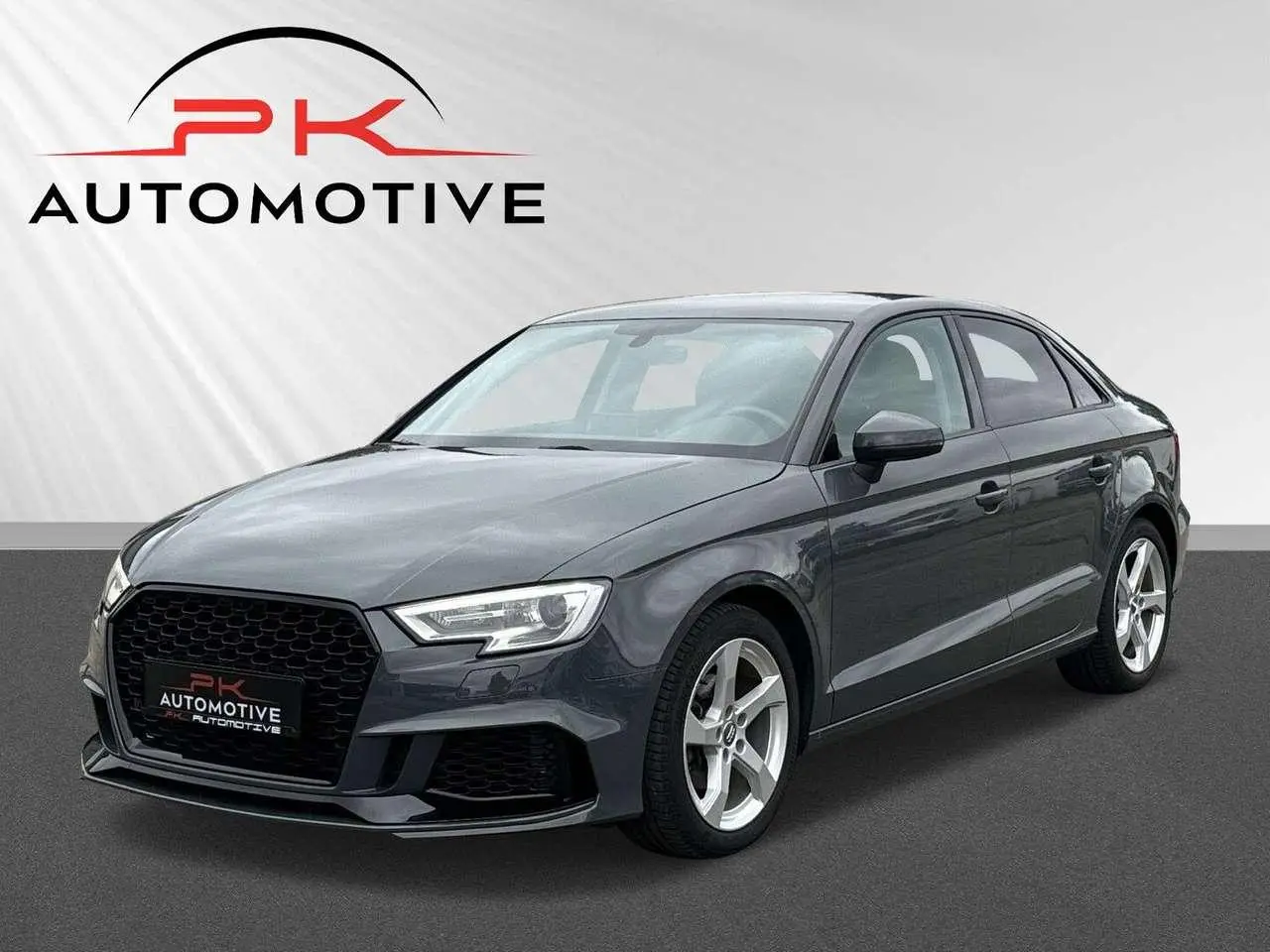 Photo 1 : Audi A3 2019 Petrol