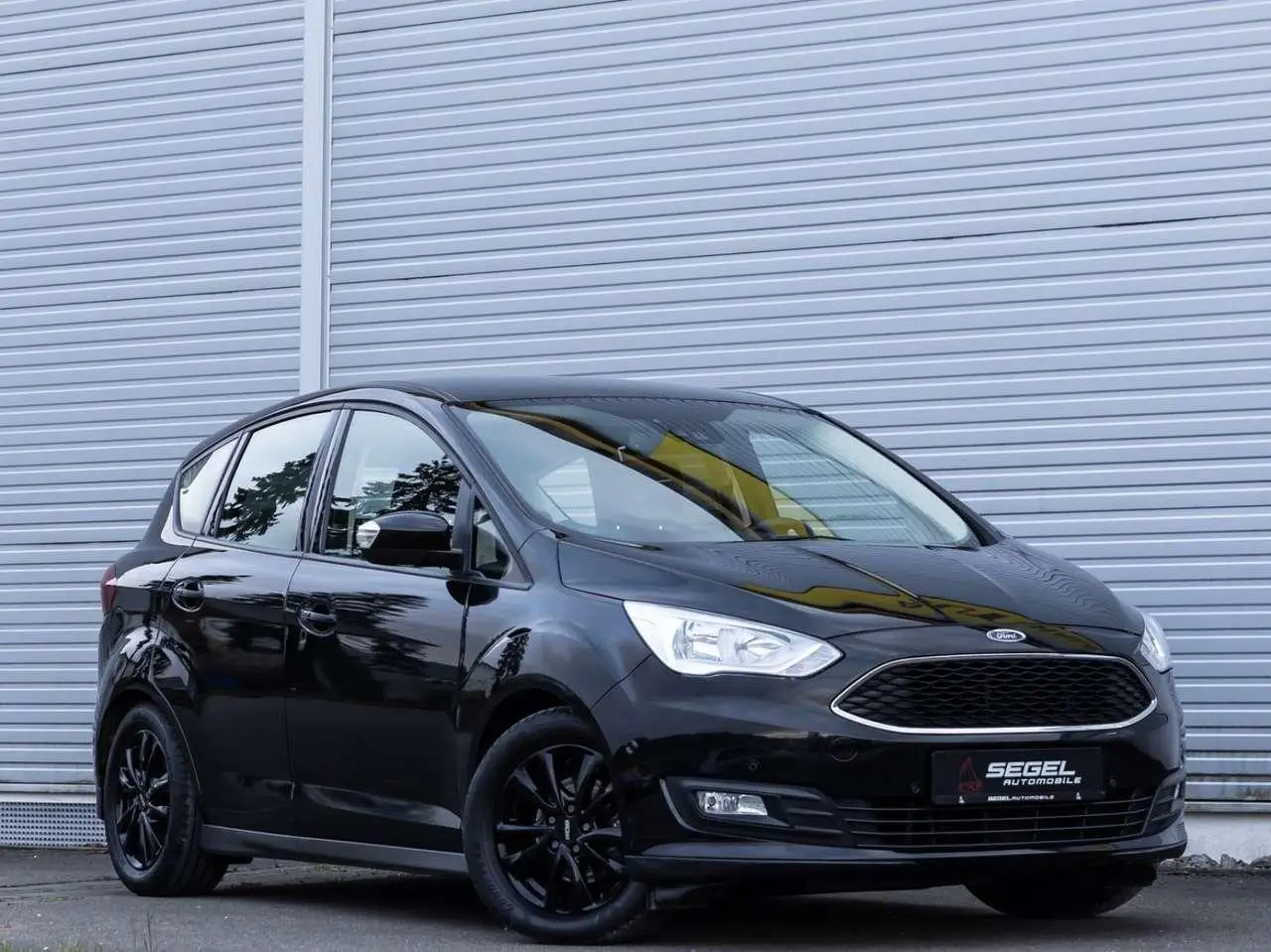 Photo 1 : Ford C-max 2019 Petrol