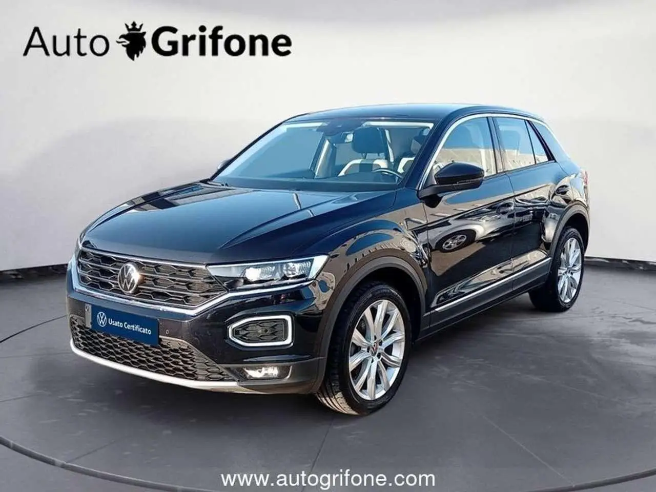 Photo 1 : Volkswagen T-roc 2021 Essence