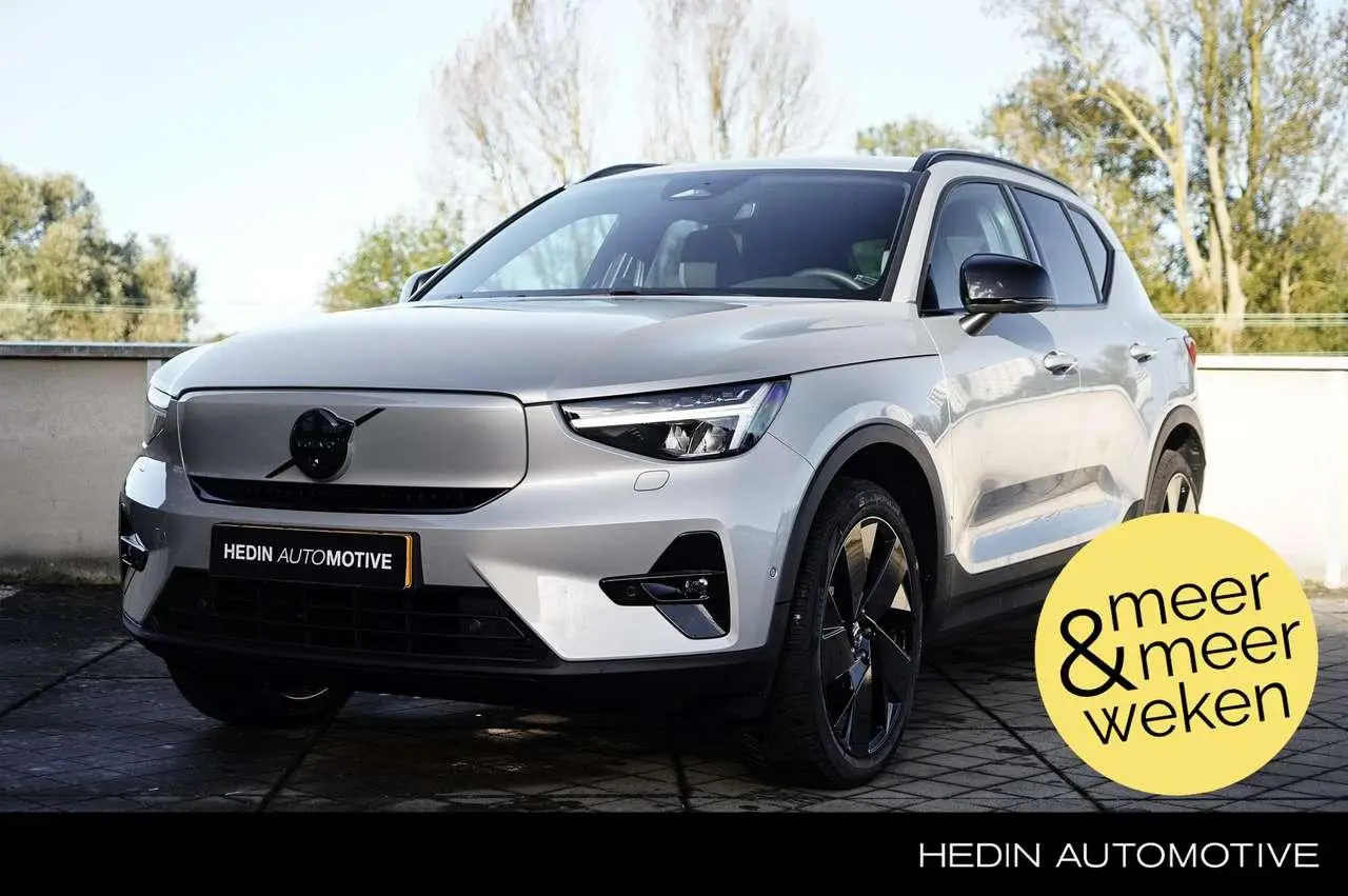 Photo 1 : Volvo Xc40 2024 Électrique