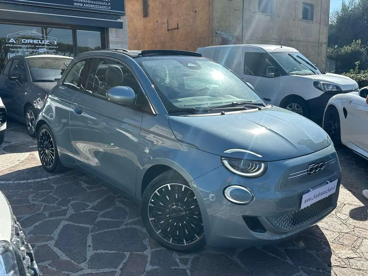 Photo 1 : Fiat 500 2021 Electric