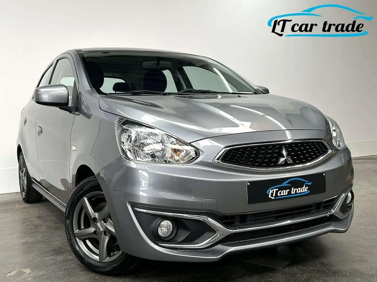 Photo 1 : Mitsubishi Space Star 2018 Petrol