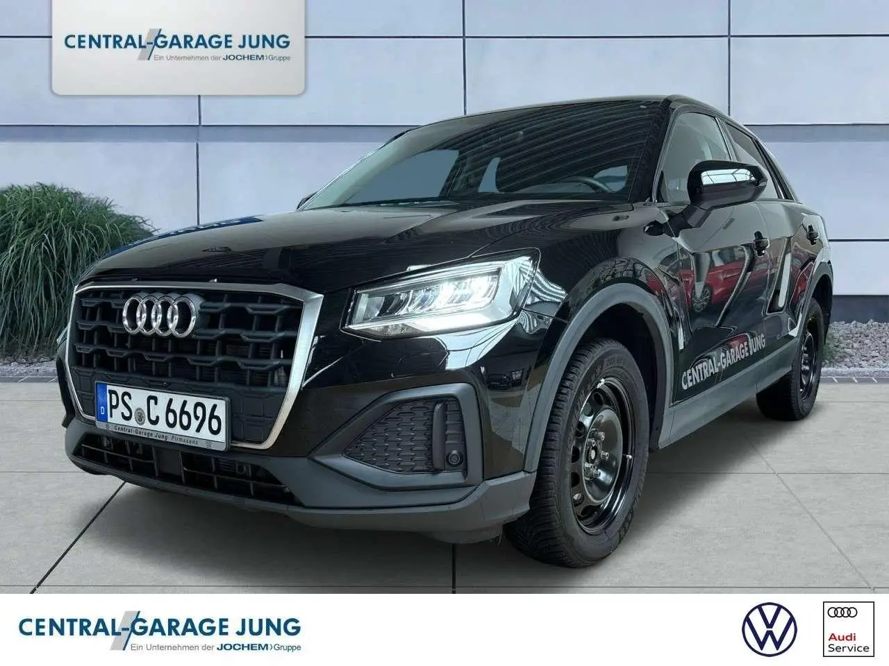 Photo 1 : Audi Q2 2022 Essence