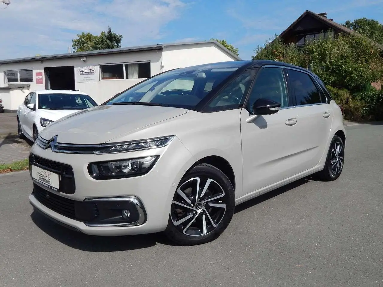 Photo 1 : Citroen C4 2018 Diesel