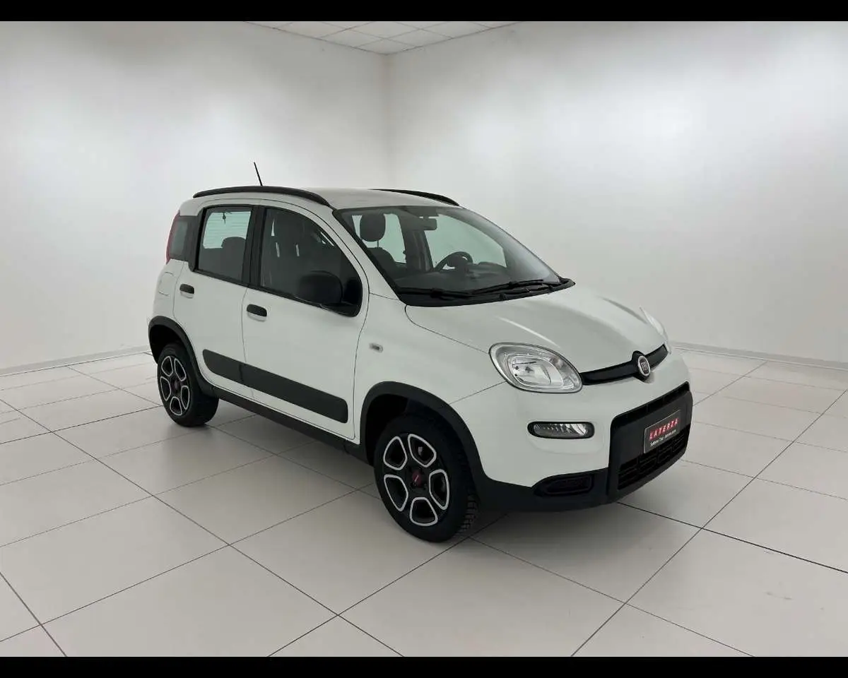 Photo 1 : Fiat Panda 2021 Autres