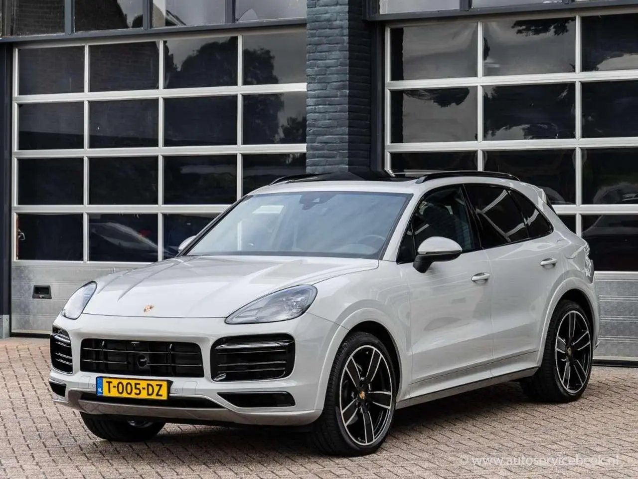 Photo 1 : Porsche Cayenne 2023 Hybride