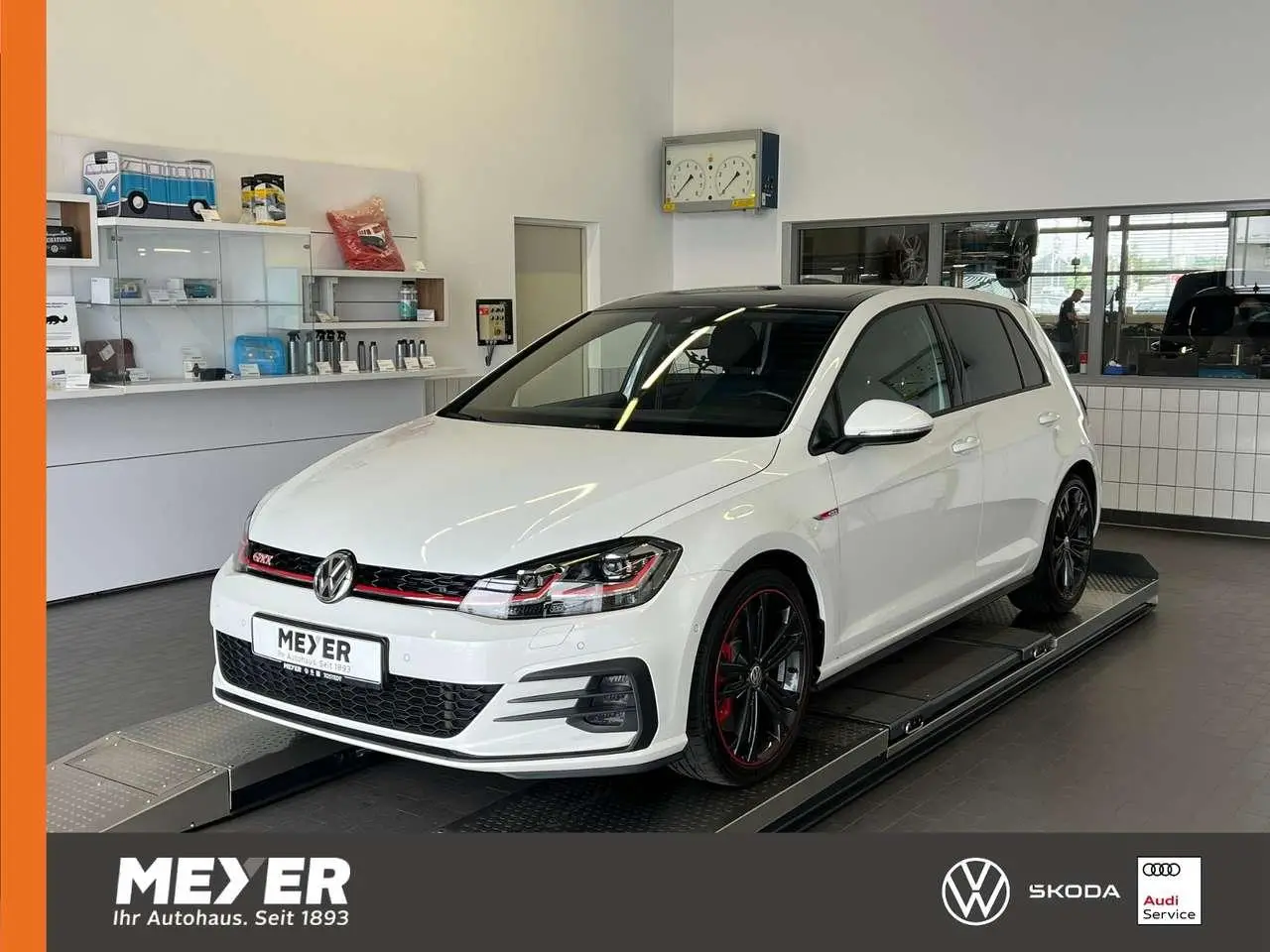 Photo 1 : Volkswagen Golf 2019 Essence