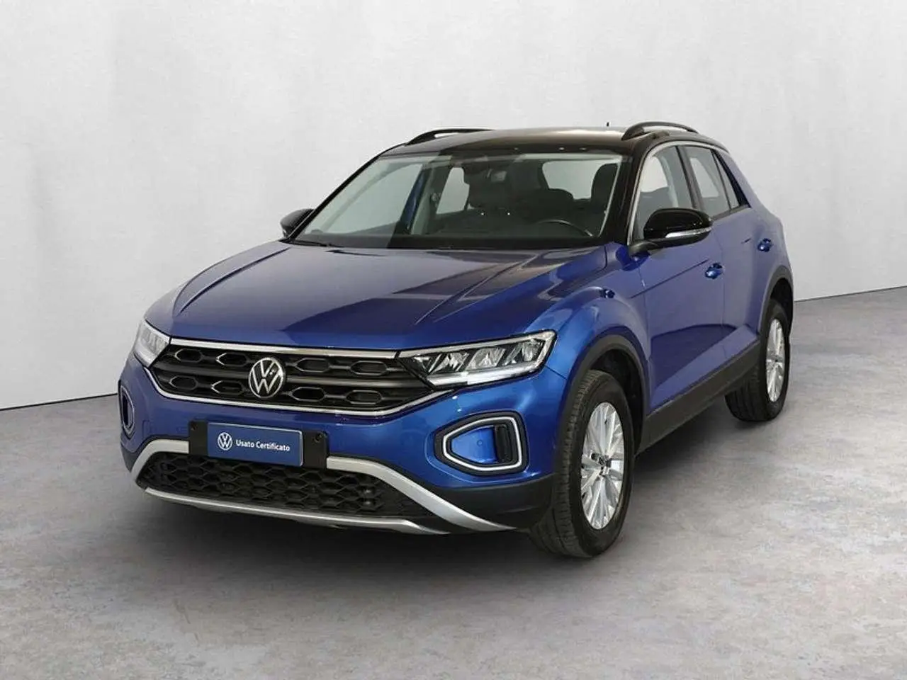 Photo 1 : Volkswagen T-roc 2022 Essence