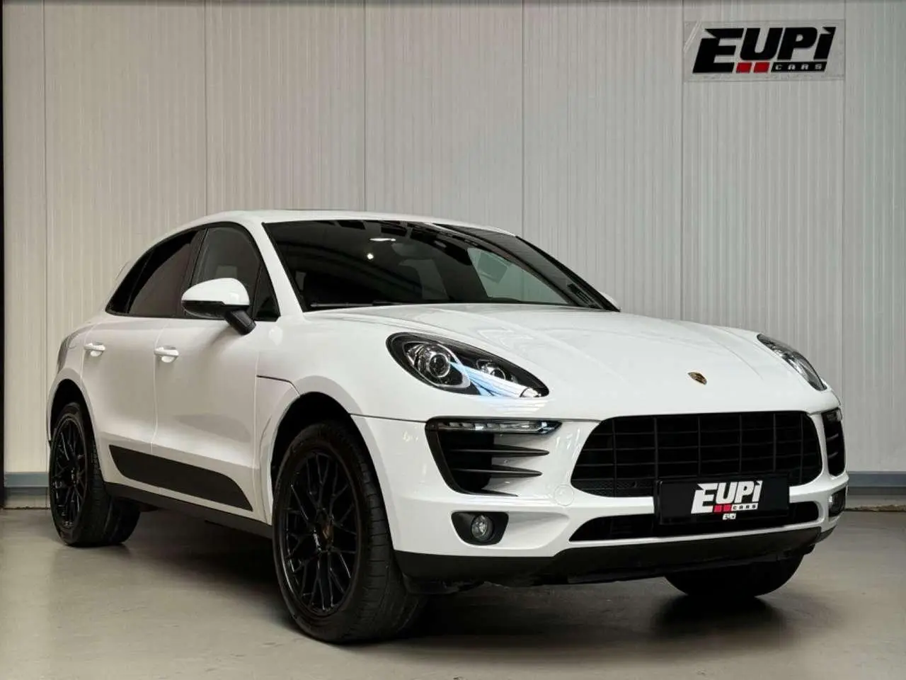 Photo 1 : Porsche Macan 2017 Essence