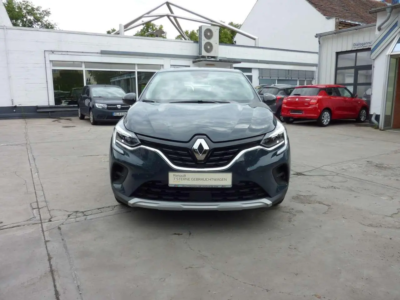 Photo 1 : Renault Captur 2023 Petrol