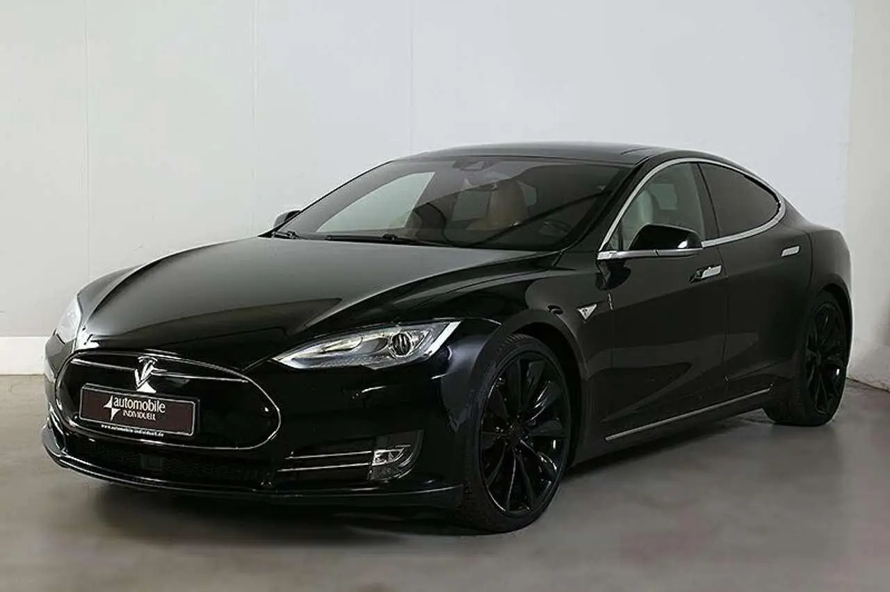 Photo 1 : Tesla Model S 2015 Electric