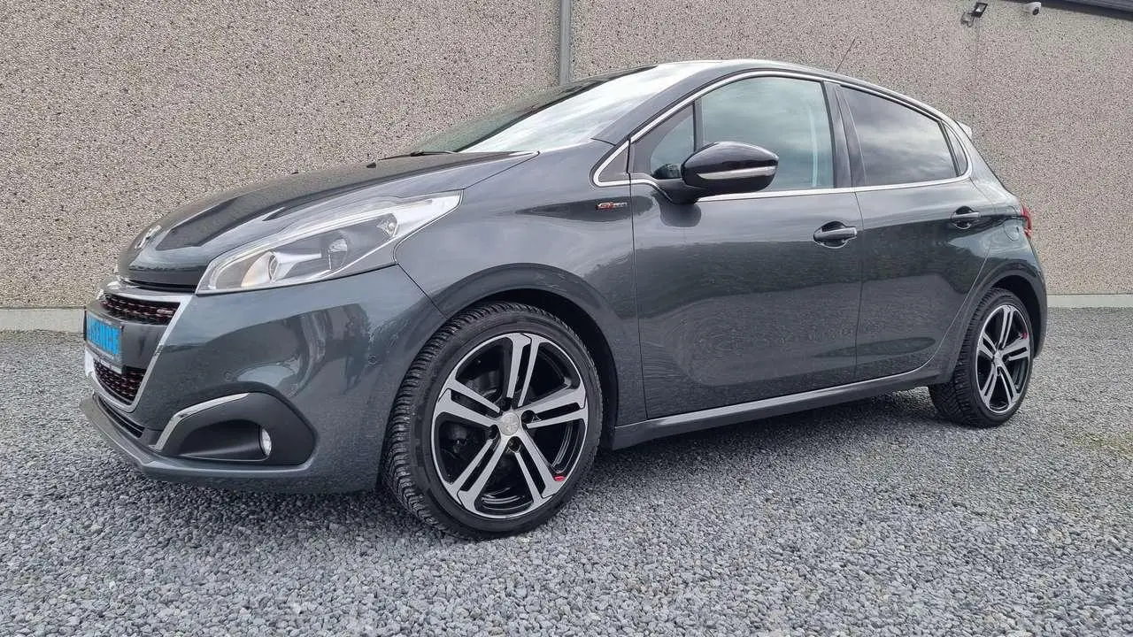 Photo 1 : Peugeot 208 2017 Petrol