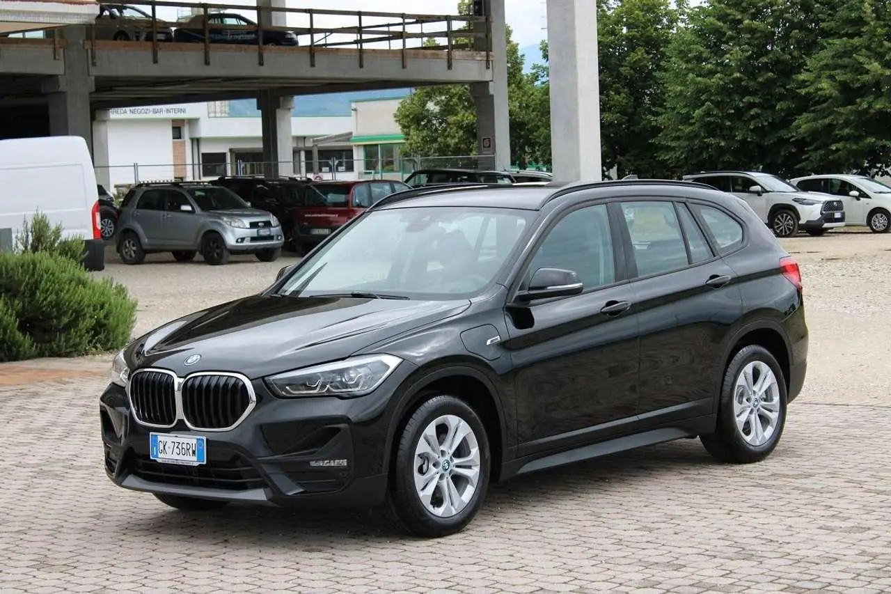 Photo 1 : Bmw X1 2022 Hybride