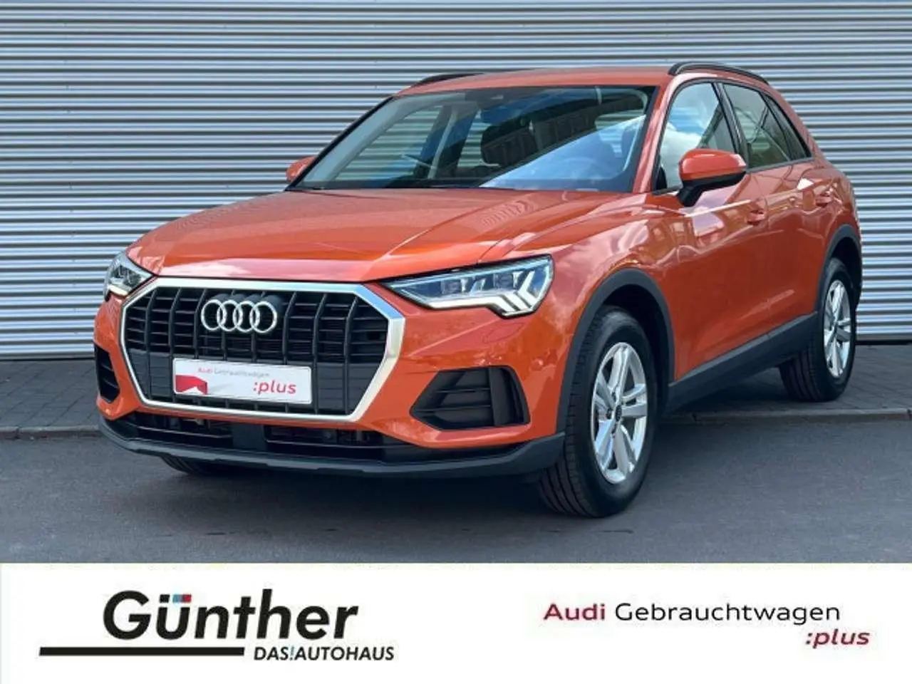 Photo 1 : Audi Q3 2023 Essence