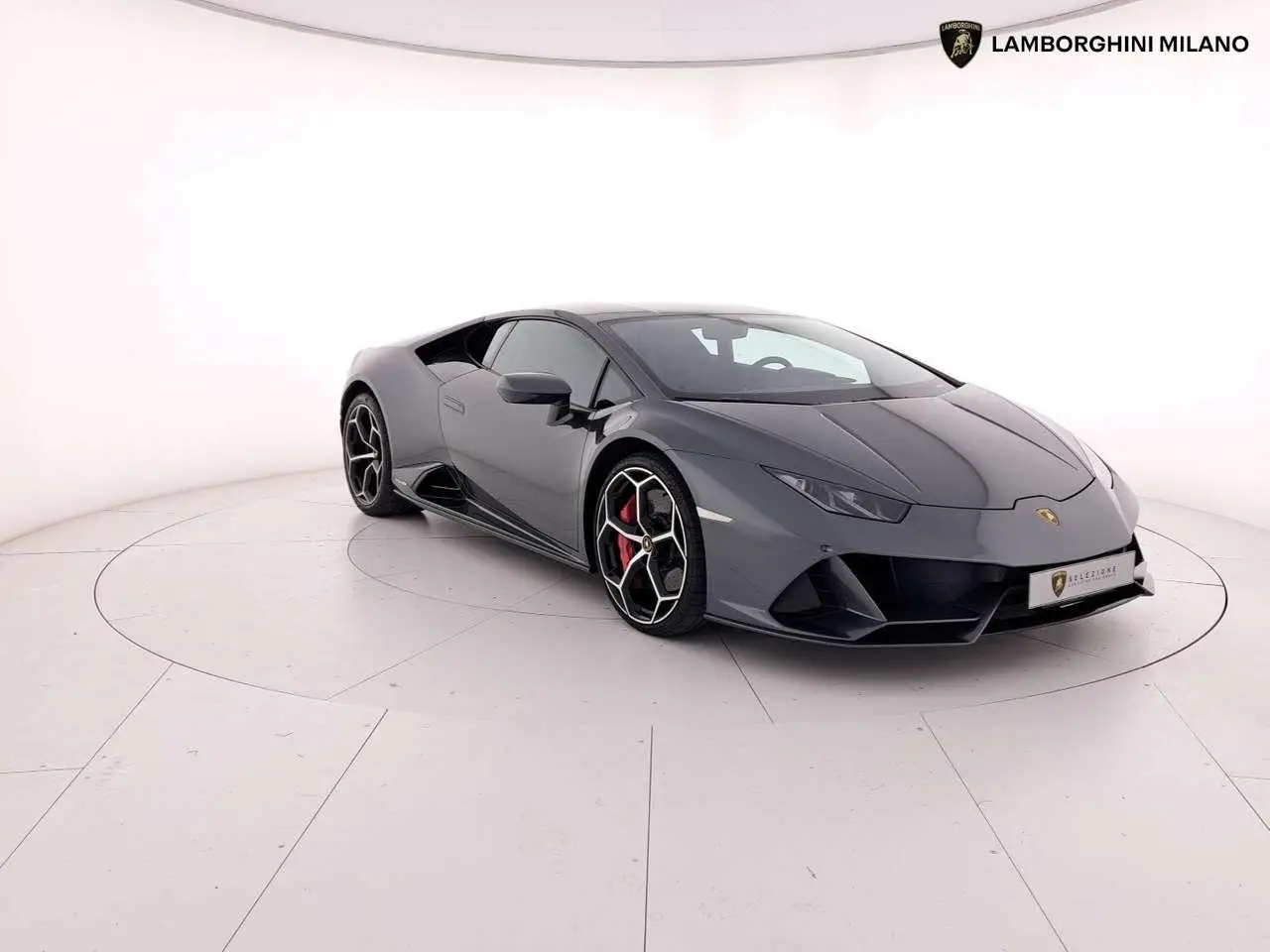 Photo 1 : Lamborghini Huracan 2020 Essence