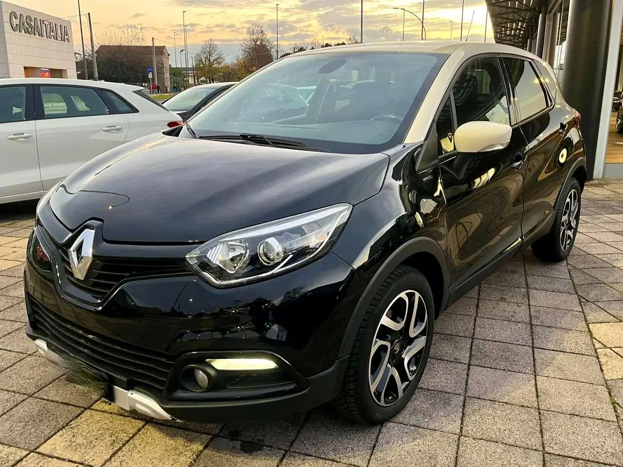 Photo 1 : Renault Captur 2017 Diesel