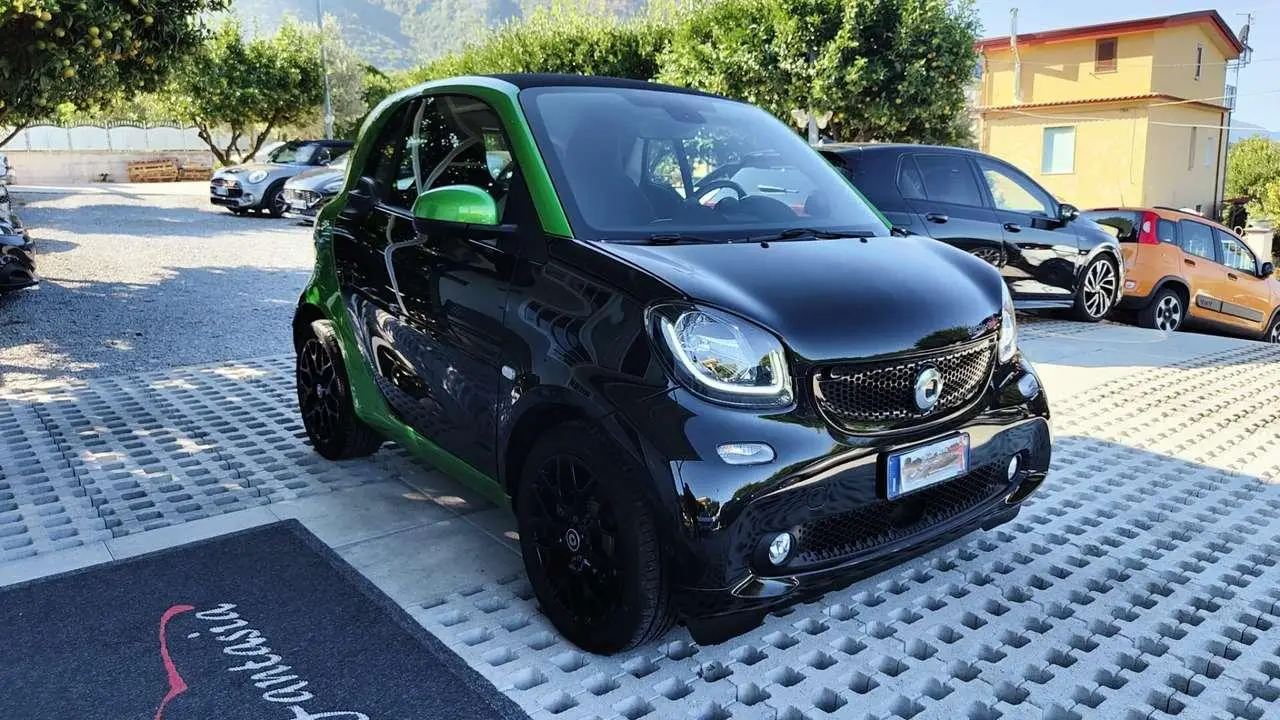 Photo 1 : Smart Fortwo 2019 Electric