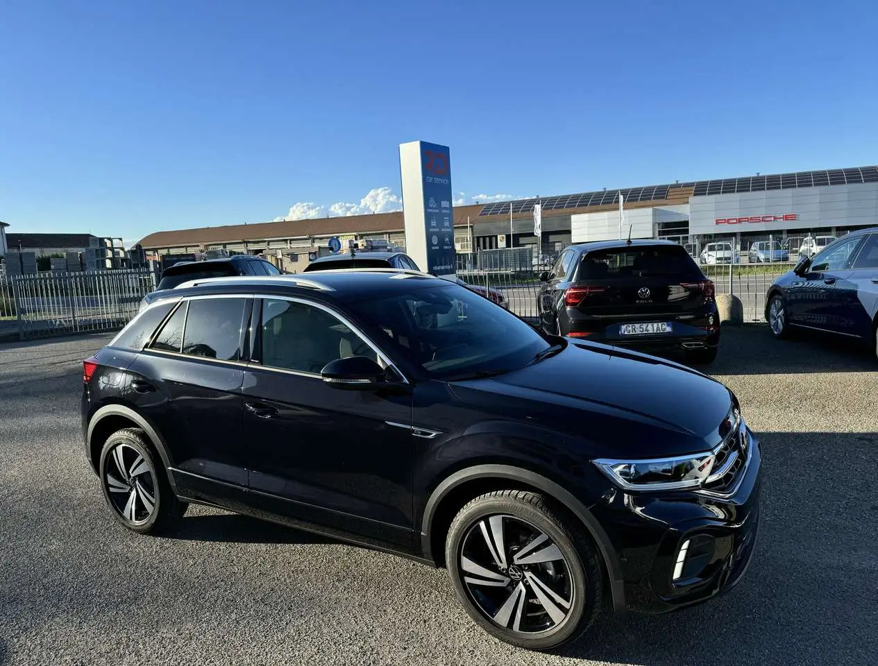 Photo 1 : Volkswagen T-roc 2024 Petrol