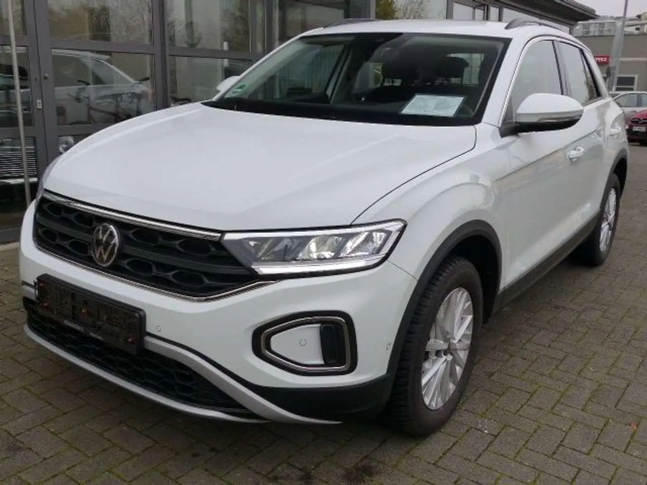 Photo 1 : Volkswagen T-roc 2022 Essence