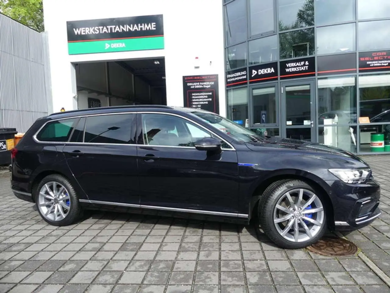 Photo 1 : Volkswagen Passat 2021 Essence