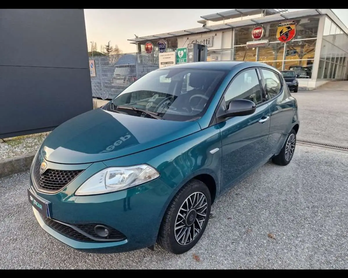 Photo 1 : Lancia Ypsilon 2020 GPL