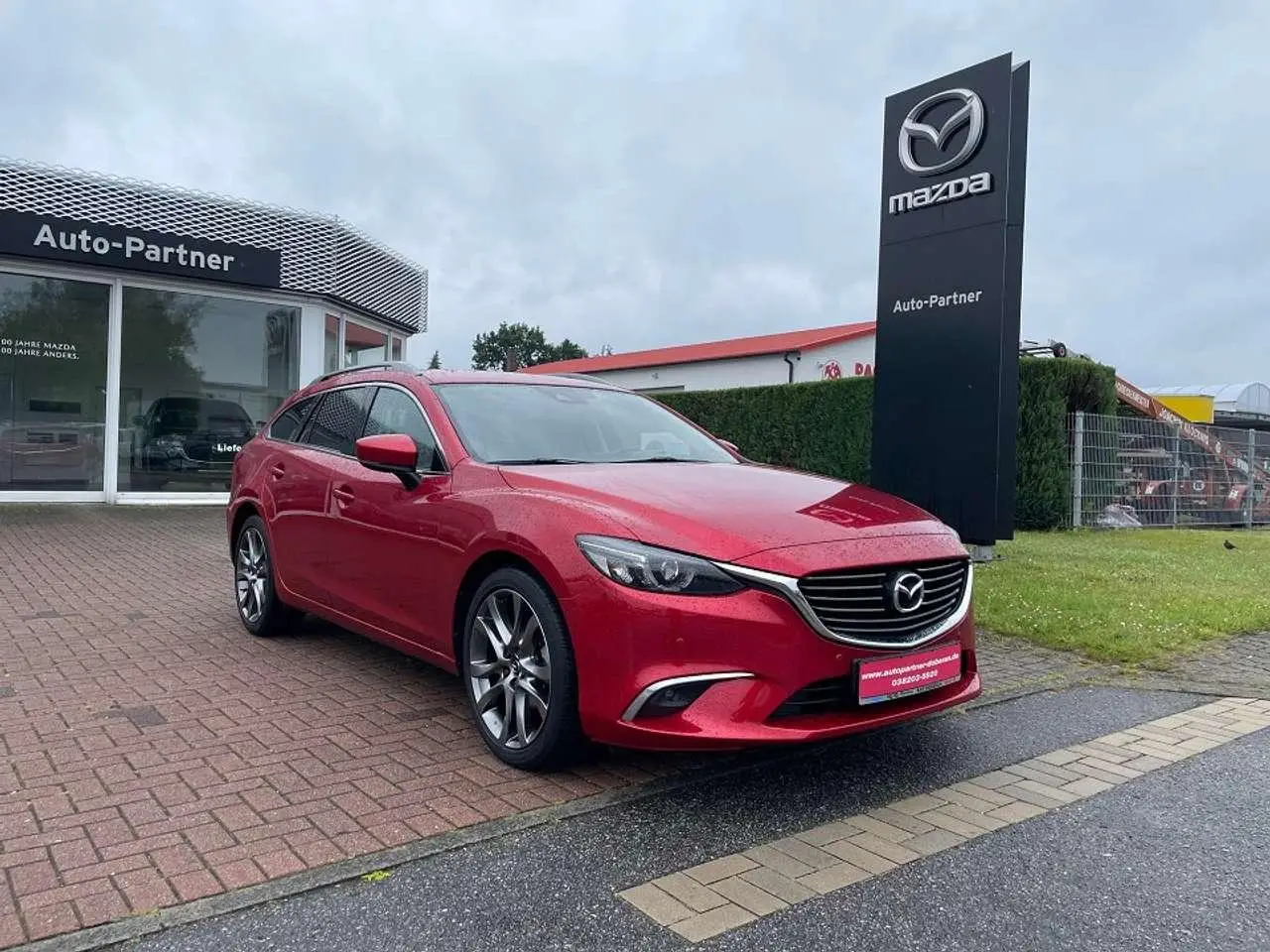 Photo 1 : Mazda 6 2017 Petrol