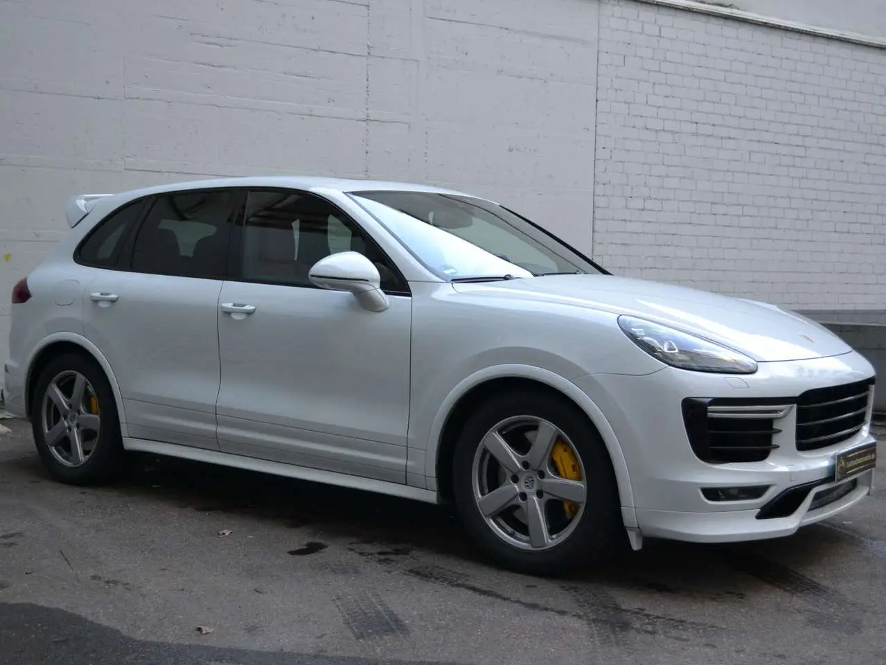 Photo 1 : Porsche Cayenne 2015 Petrol