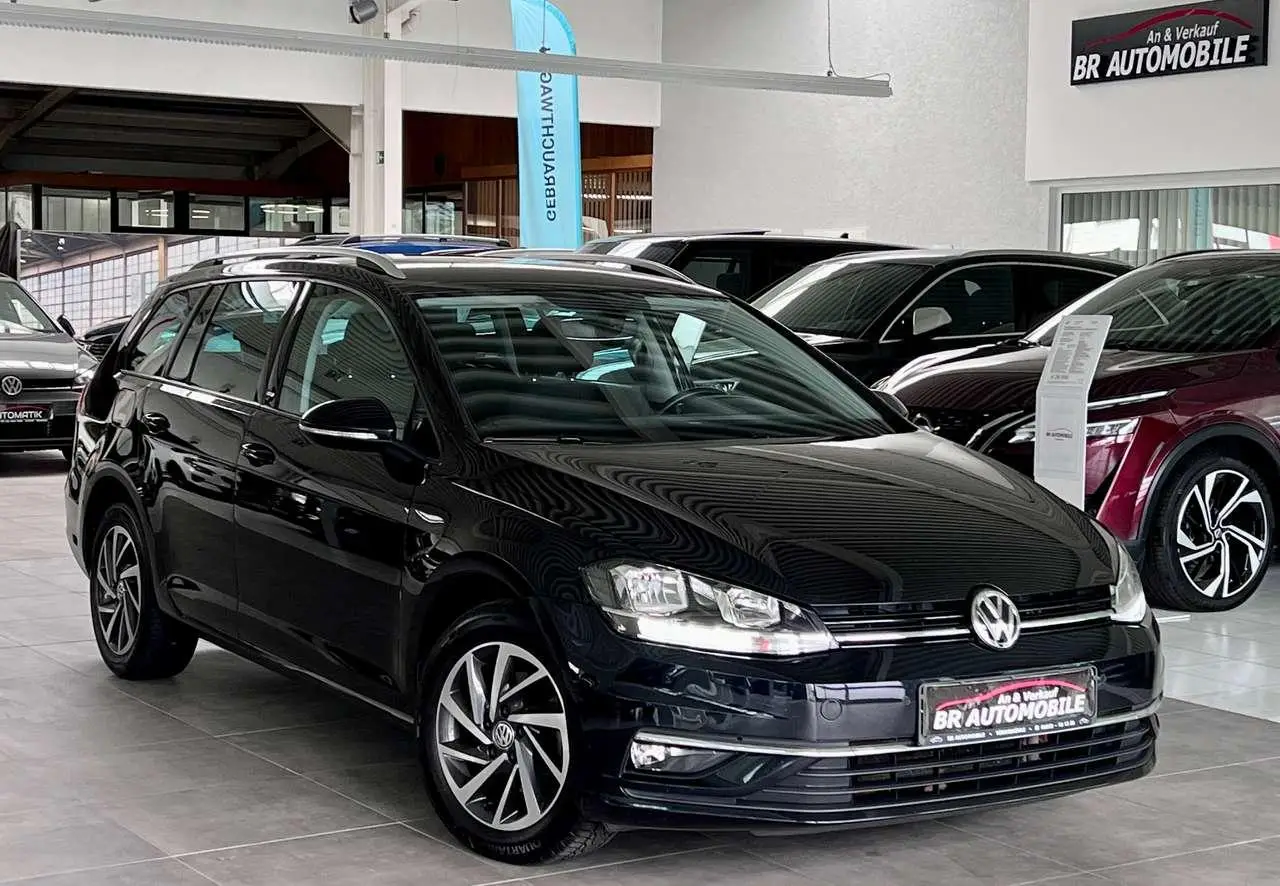 Photo 1 : Volkswagen Golf 2017 Diesel