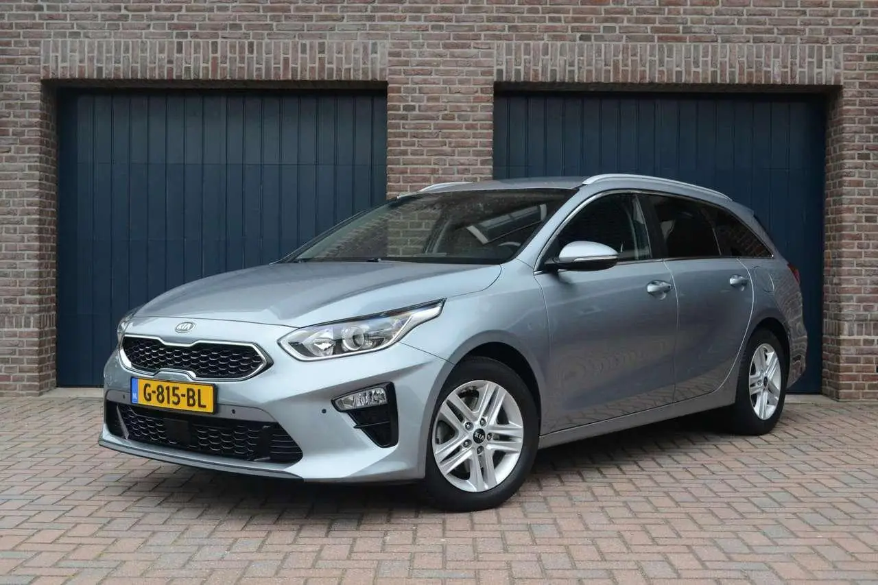 Photo 1 : Kia Ceed 2019 Petrol