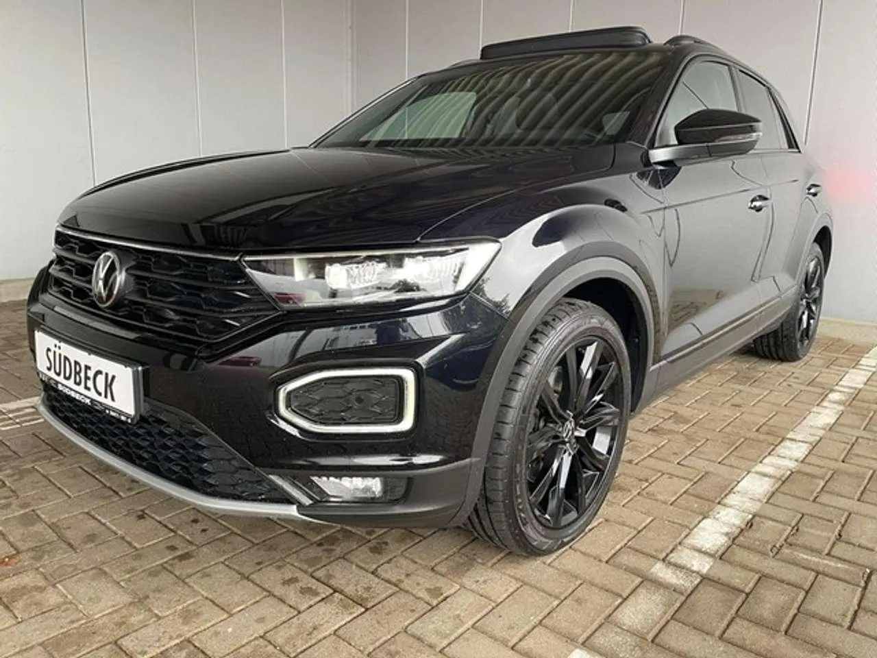 Photo 1 : Volkswagen T-roc 2021 Petrol