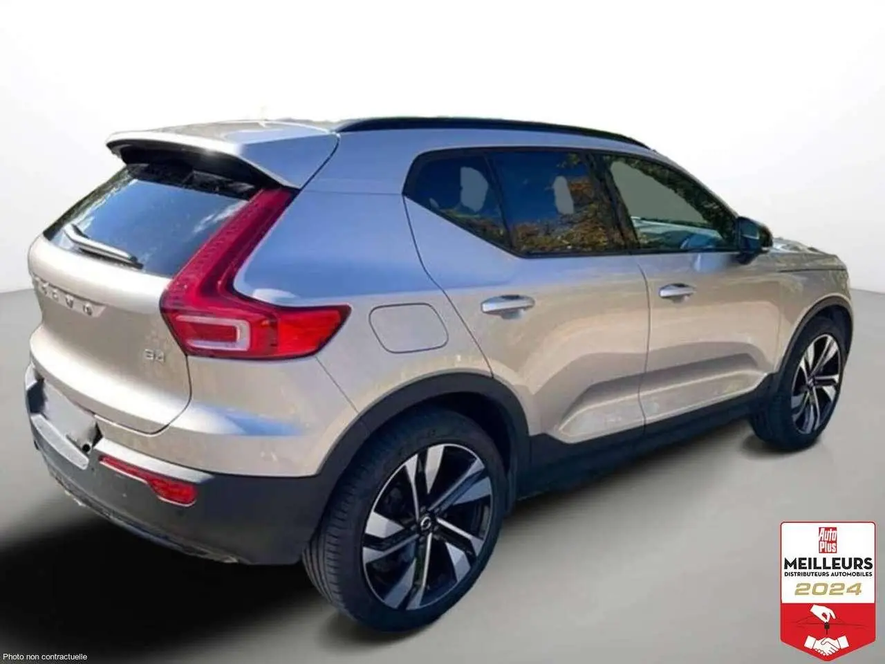 Photo 1 : Volvo Xc40 2023 Hybrid