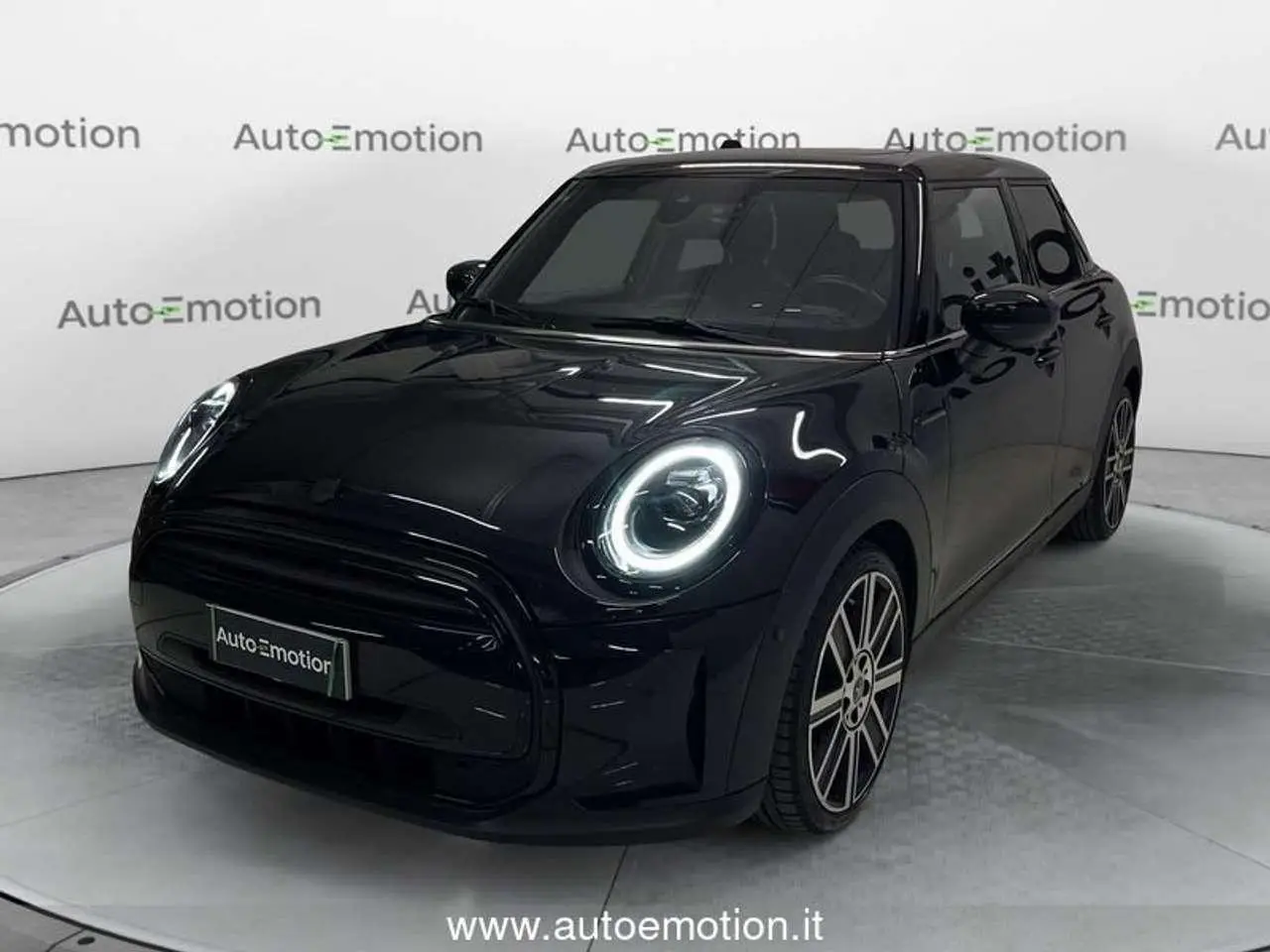 Photo 1 : Mini Cooper 2023 Essence