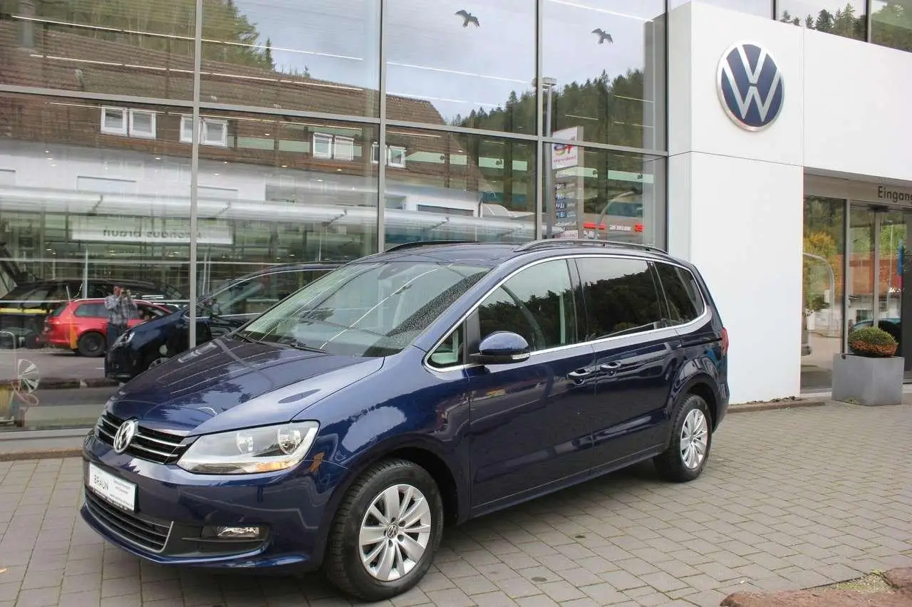 Photo 1 : Volkswagen Sharan 2022 Petrol