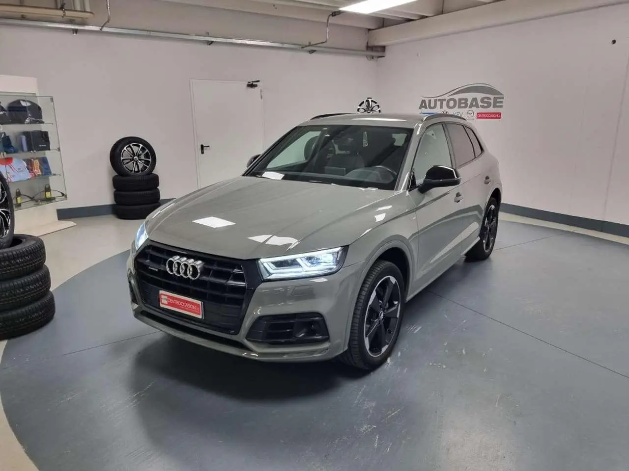 Photo 1 : Audi Q5 2020 Diesel