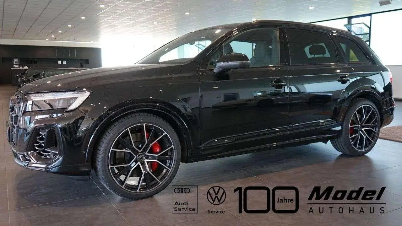 Photo 1 : Audi Sq7 2024 Essence