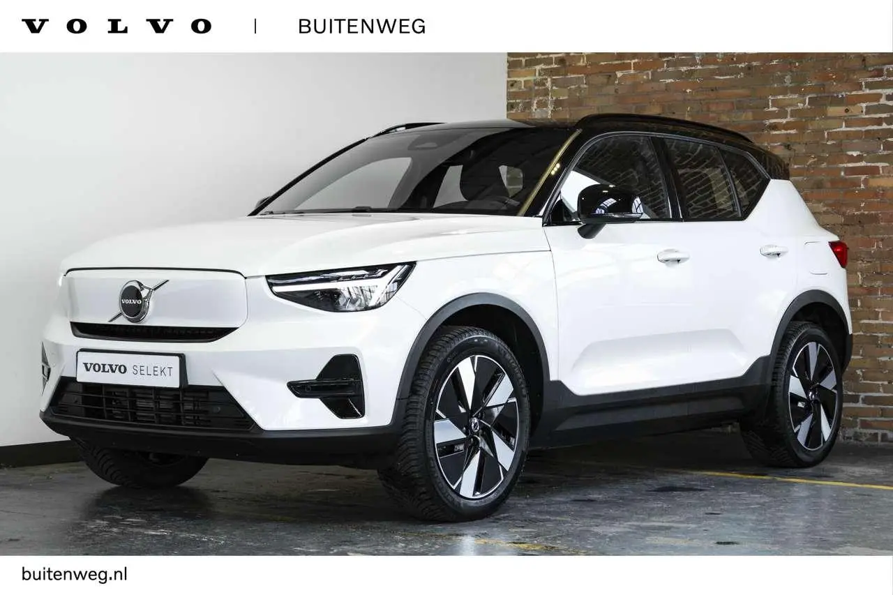 Photo 1 : Volvo Xc40 2024 Électrique