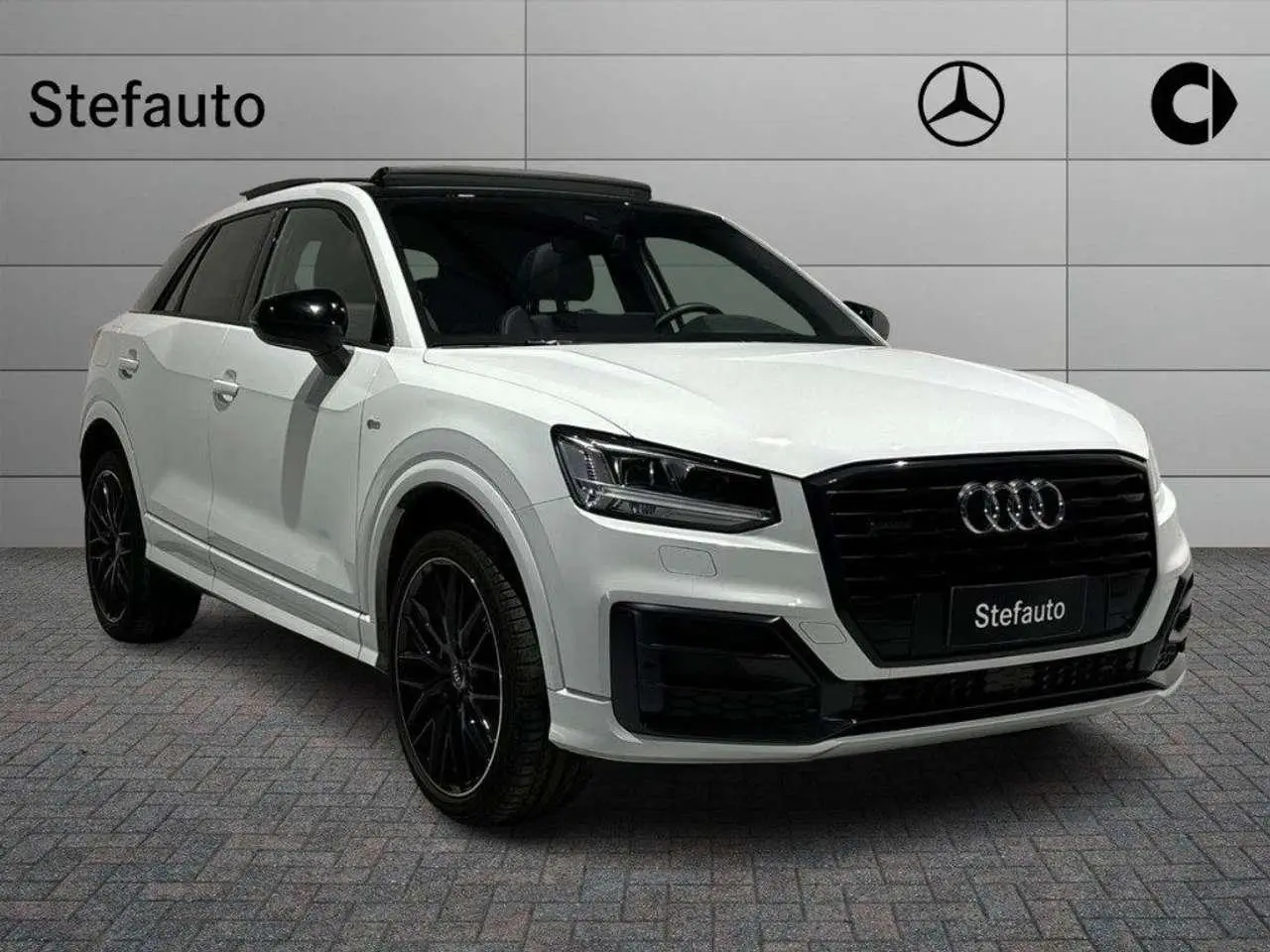 Photo 1 : Audi Q2 2019 Petrol