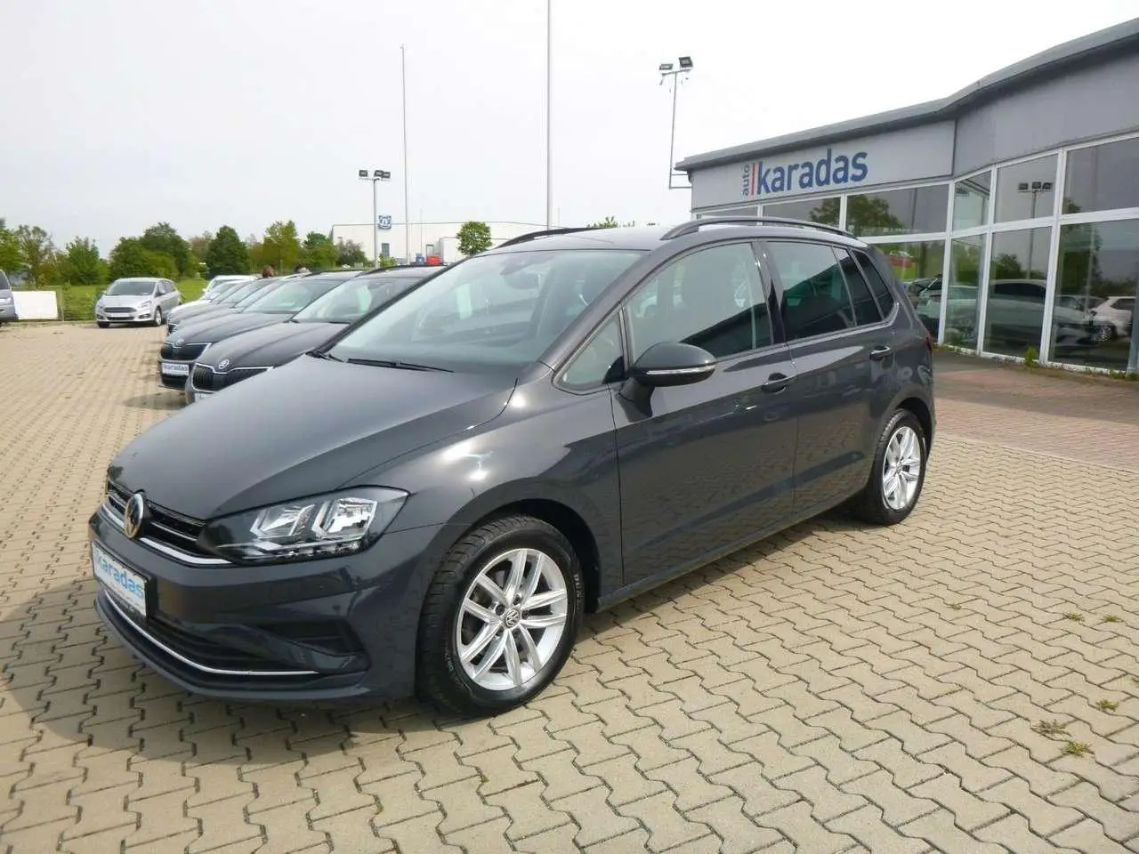 Photo 1 : Volkswagen Golf 2020 Petrol